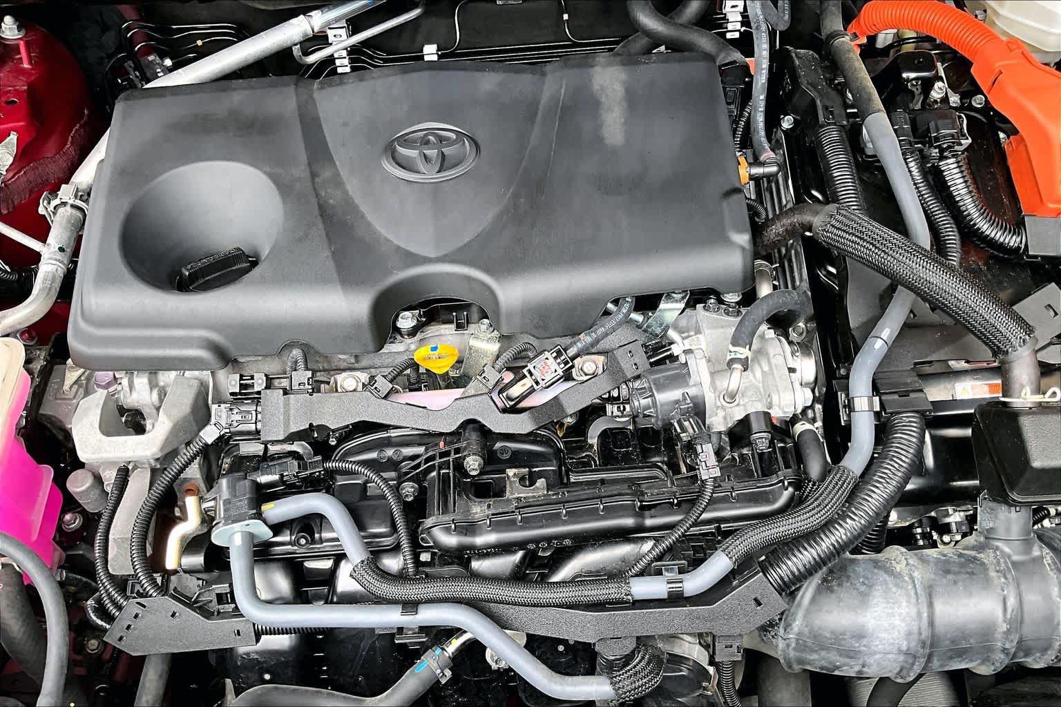 Certified 2024 Toyota Venza LE AWD/4WD image 33