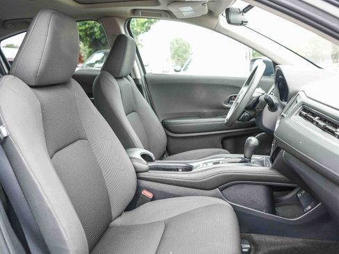 Used 2022 Honda HR-V EX image 17