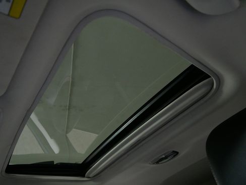 Used 2016 Subaru Outback 2.5i Limited image 31