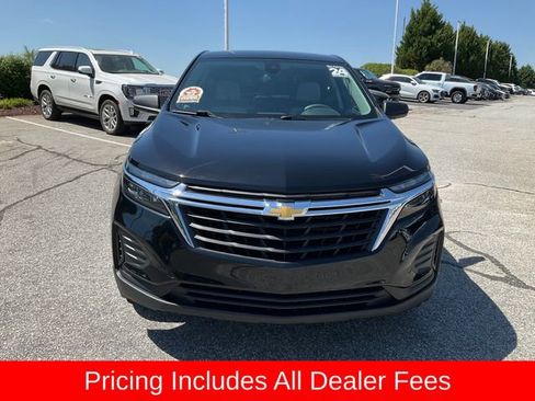 Used 2024 Chevrolet Equinox LS w/ LS Convenience Package FWD image 2