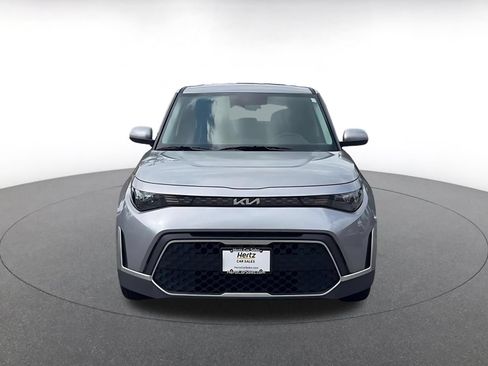Used 2025 Kia Soul LX w/ LX Technology Package FWD image 4