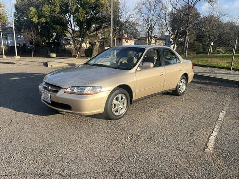 Used 2000 Honda Accord SE image 3