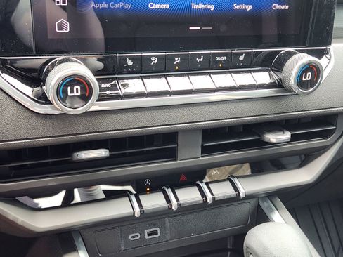 New 2026 Chevrolet Colorado Trail Boss AWD/4WD image 18
