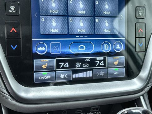 Used 2023 Subaru Outback Premium AWD/4WD image 26