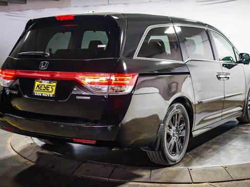 Used 2014 Honda Odyssey Touring image 9