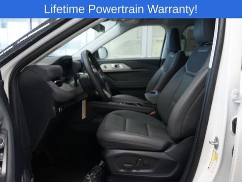 New 2026 Ford Explorer Active image 22