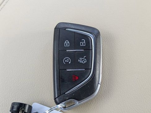 Used 2023 Cadillac CT5 Luxury w/ Sun And Sound Package AWD/4WD image 30