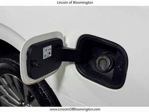 Used 2020 Lincoln Navigator L Reserve w/ Luxury Package image 12