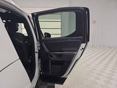 Used 2023 Rivian R1T Adventure image 19