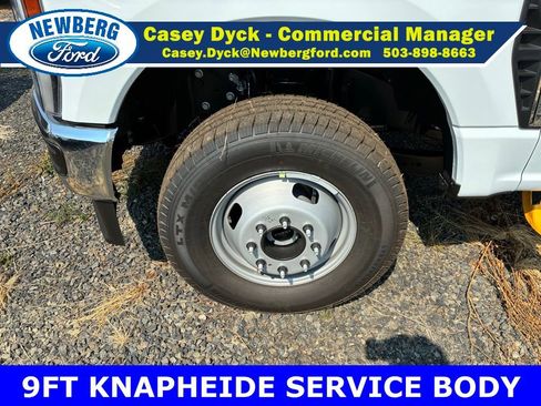 New 2025 Ford F350 XL w/ XL Chrome Package image 9