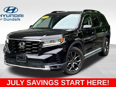 Used 2024 Honda Pilot Elite image 1