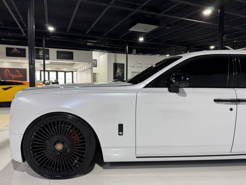 Used 2018 Rolls-Royce Phantom Extended Wheelbase image 50