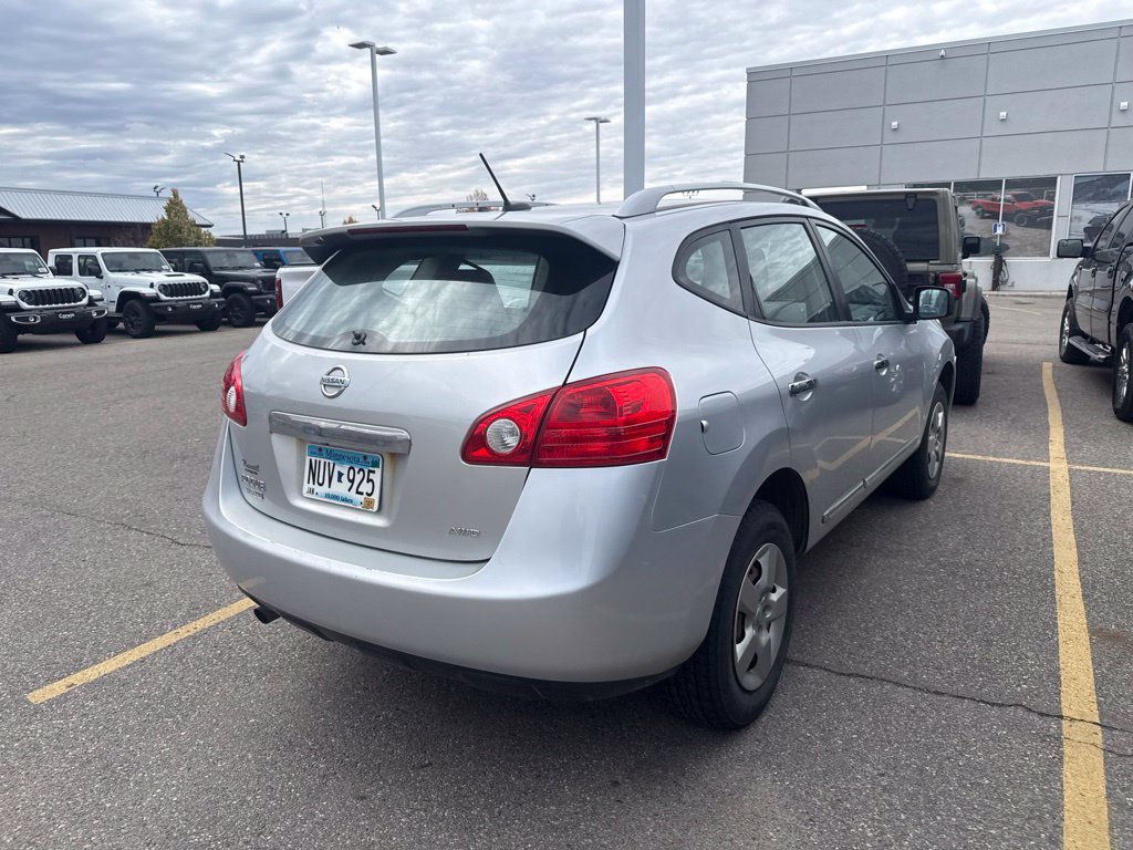 Used 2015 Nissan Rogue S w/ Convenience Package AWD/4WD image 7