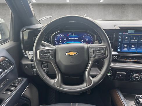 Used 2023 Chevrolet Silverado 1500 High Country w/ High Country Premium Package image 25