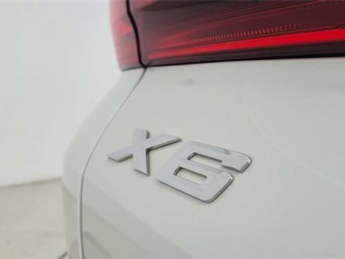 Used 2025 BMW X6 xDrive40i image 18