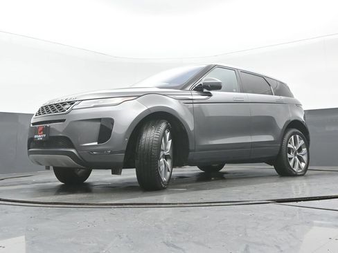 Used 2020 Land Rover Range Rover Evoque SE image 28