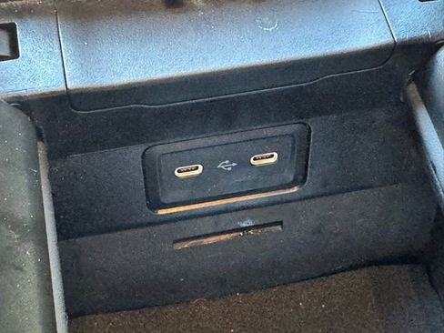 Used 2024 Mercedes-Benz C 43 AMG 4MATIC Sedan image 24