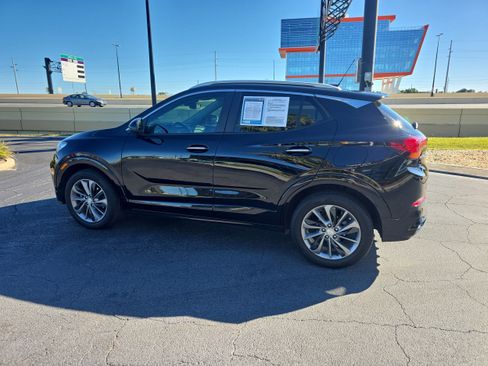 Used 2023 Buick Encore GX Select w/ Sport Touring Package image 5