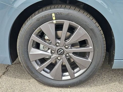 New 2026 Nissan Sentra SL w/ Floor Mat Package FWD image 4