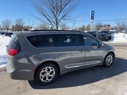 Used 2022 Chrysler Pacifica Limited