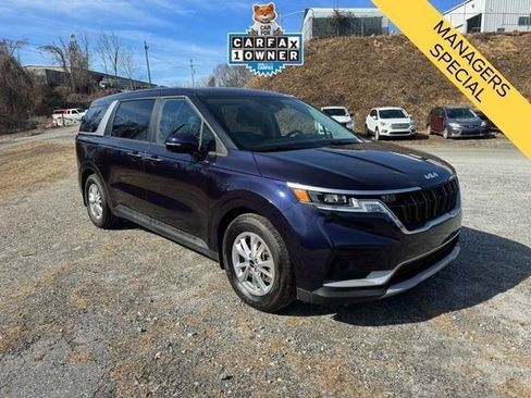 Used 2023 Kia Carnival LX FWD image 35