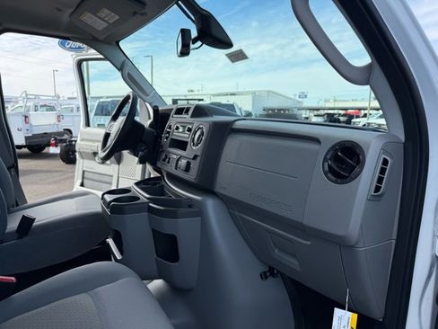 New 2026 Ford E-450 and Econoline 450 Super Duty w/ Interior Upgrade Package image 14