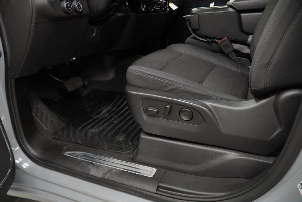Certified 2024 Chevrolet Silverado 1500 LT AWD/4WD image 32