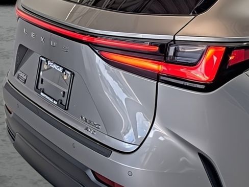 Used 2025 Lexus NX 350 AWD w/ Accessory Package (2T) image 15
