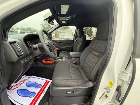 New 2026 Nissan Frontier PRO-4X w/ Pro-4x Convenience Package image 12