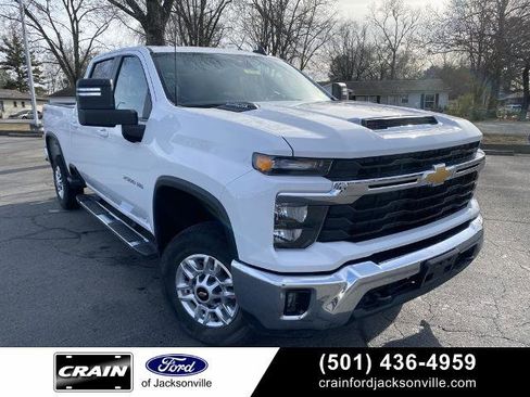 Used 2025 Chevrolet Silverado 2500 LT w/ Convenience Package image 1