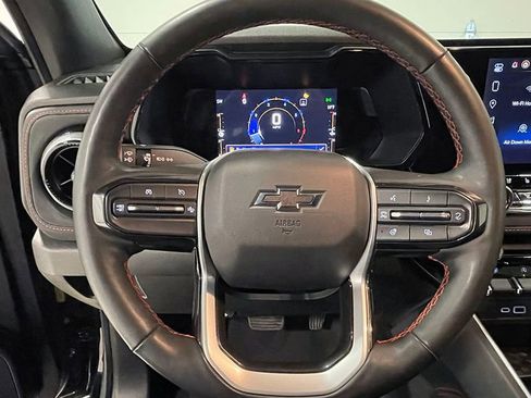 Used 2023 Chevrolet Colorado Z71 w/ Z71 Convenience Package 2 image 36