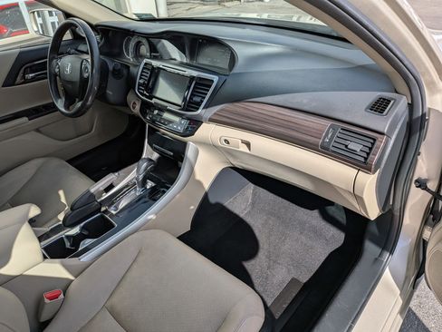Used 2016 Honda Accord EX-L image 34