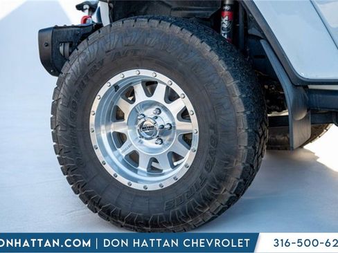 Used 2020 Jeep Gladiator Rubicon image 45