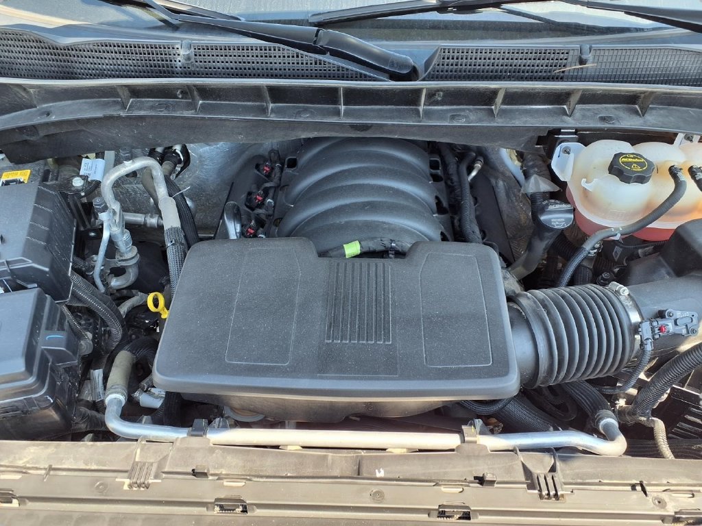 Used 2024 GMC Sierra 1500 SLT RWD image 3