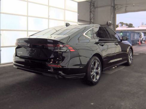 Used 2024 Honda Accord EX image 4