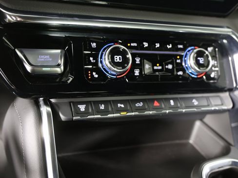 Certified 2024 GMC Sierra 2500 Denali w/ Denali Reserve Package image 18