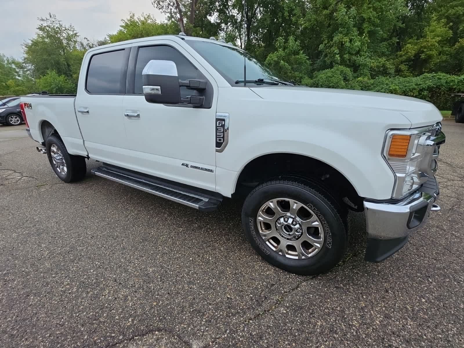 Used 2022 Ford F350 Lariat w/ Lariat Ultimate Package AWD/4WD image 5