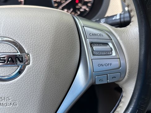 Used 2017 Nissan Altima 2.5 SV FWD image 14