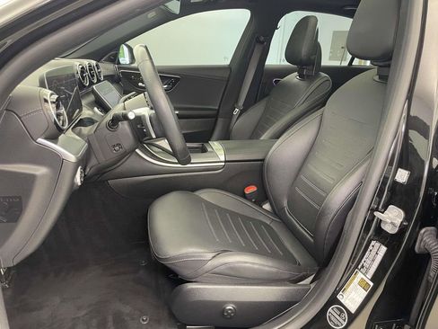 Used 2024 Mercedes-Benz C 300 4MATIC Sedan image 5