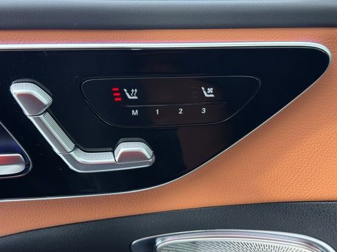 Used 2024 Mercedes-Benz C 43 AMG 4MATIC Sedan image 18