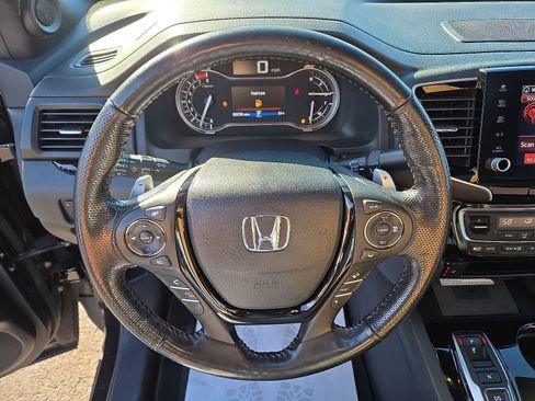 Certified 2023 Honda Ridgeline Black Edition image 21