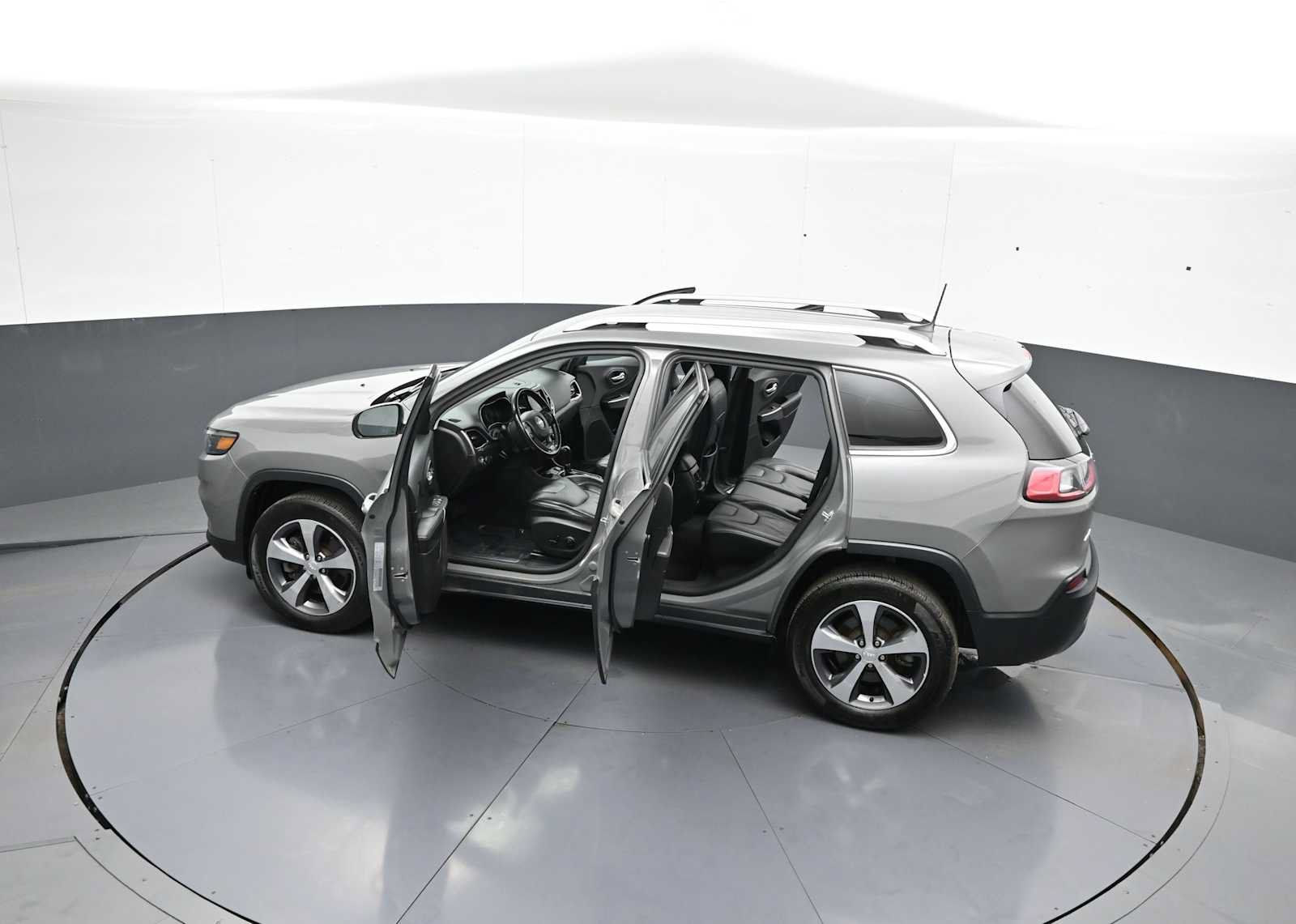 Used 2020 Jeep Cherokee Limited AWD/4WD image 44