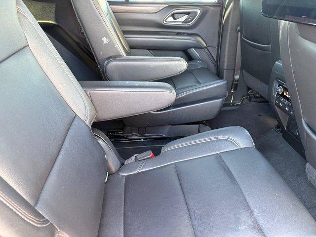 Used 2022 Chevrolet Tahoe Z71 w/ Luxury Package AWD/4WD image 12