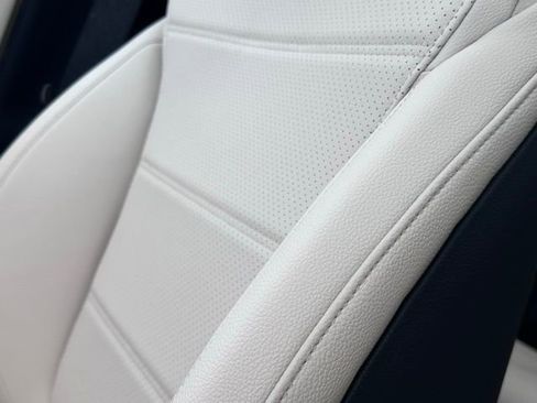 Certified 2026 Mercedes-Benz GLC 300 4MATIC image 24