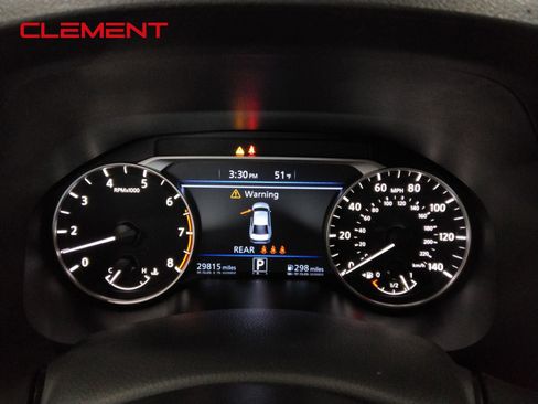 Used 2025 Nissan Altima 2.5 SV image 16