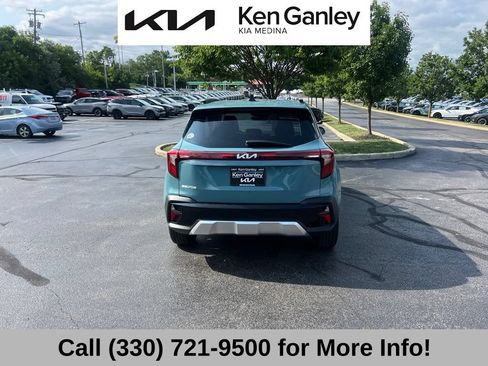 Certified 2024 Kia Seltos EX FWD image 7