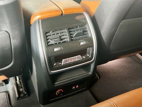Used 2024 BMW X5 M60i AWD/4WD image 23