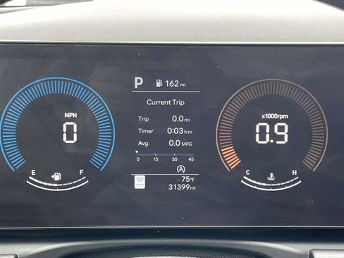 Certified 2025 Hyundai Tucson SEL FWD image 24