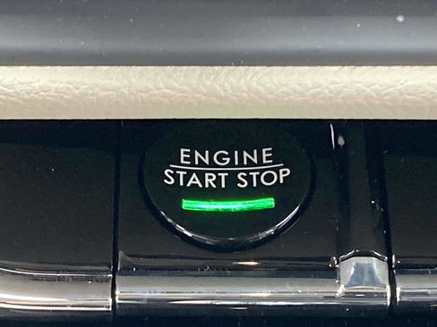 New 2026 Lincoln Corsair Premiere image 26