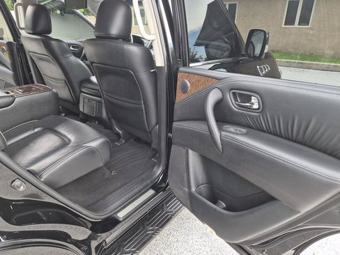 Used 2017 INFINITI QX80 4WD image 17